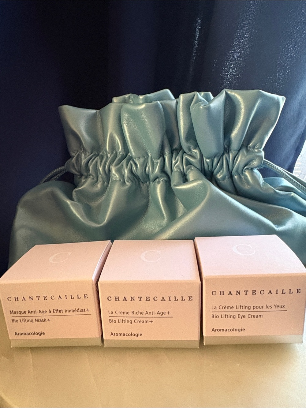 Chantecaille Bio Lifting Gift Set ✨BNIB✨ 3 travel size products & cute bag